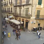 Nana In Movida