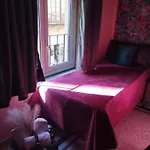 Nana In Movida *